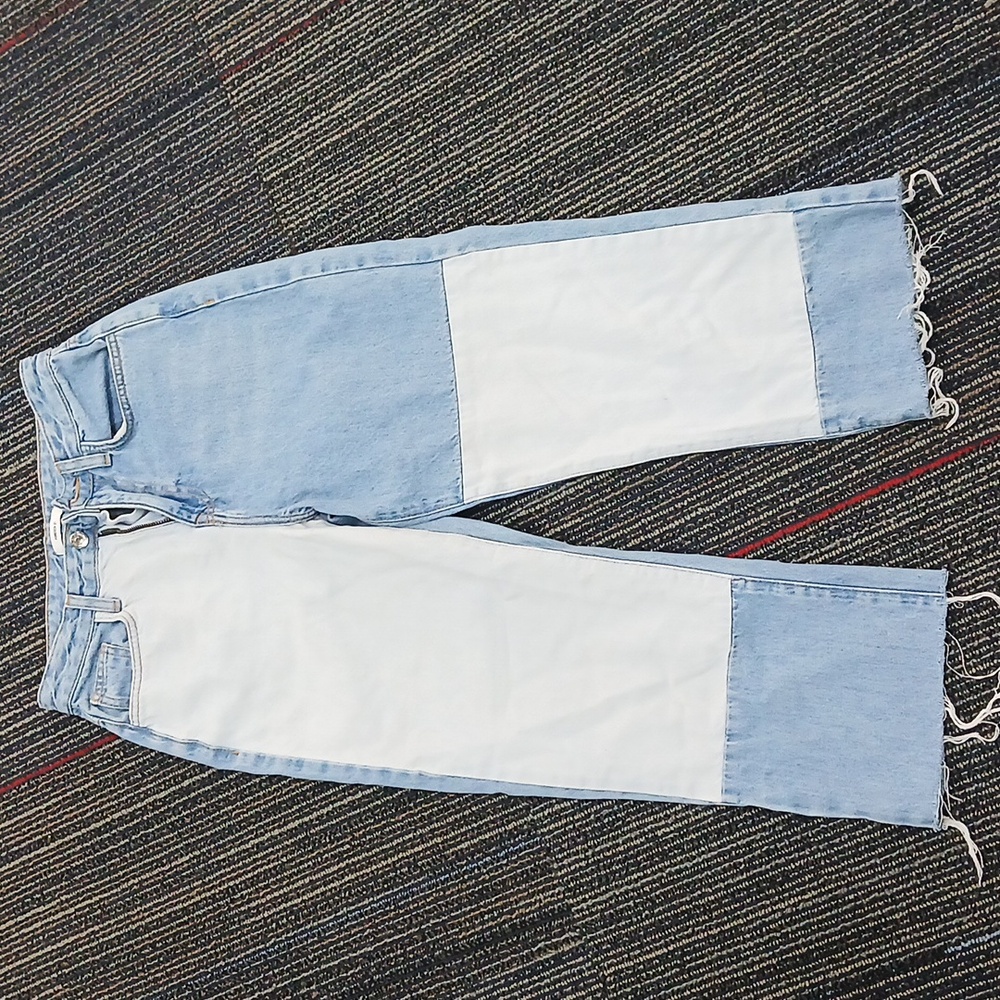 Forever 21 two tone patchwork hi rise jeans Size 25
